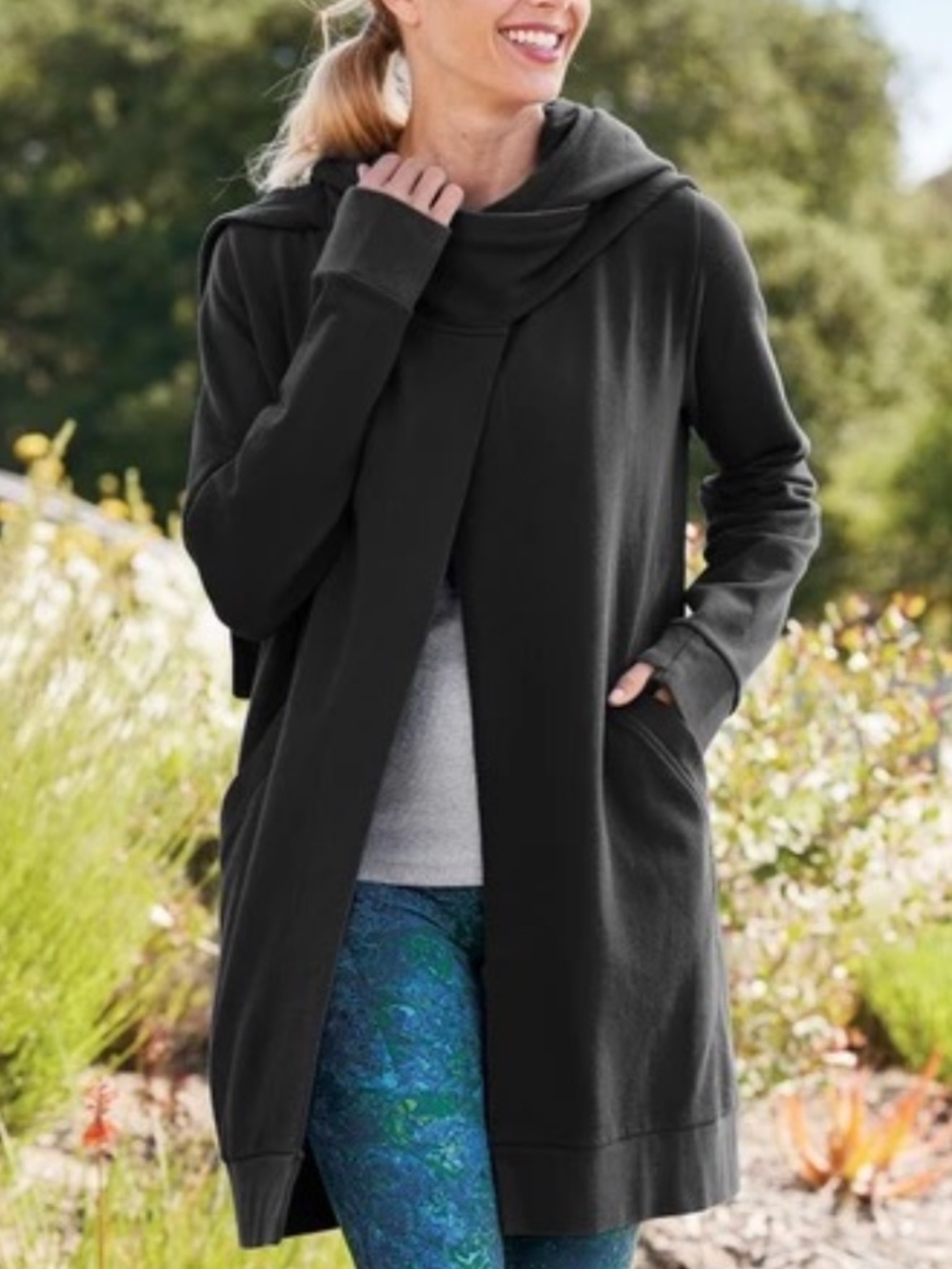 Fabletics Geri Long Wrap Scarf Cardigan in black, sz Medium